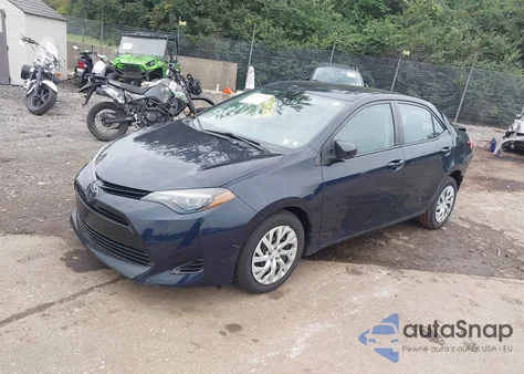 2017 Toyota Corolla Le z USA, uszkodzony, nr VIN 2T1BURHE6HC962810